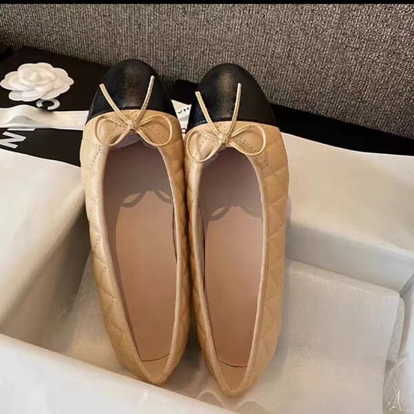 Classic footwear, ballet shoes with bow, french style, Chanel style