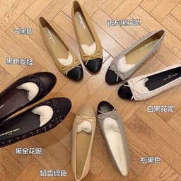 Classic footwear, ballet shoes with bow, french style, Chanel style 3