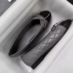 Classic footwear, ballet shoes with bow, french style, Chanel style 4