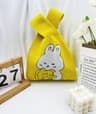 Jade rabbit eats mooncakes yellow 90g