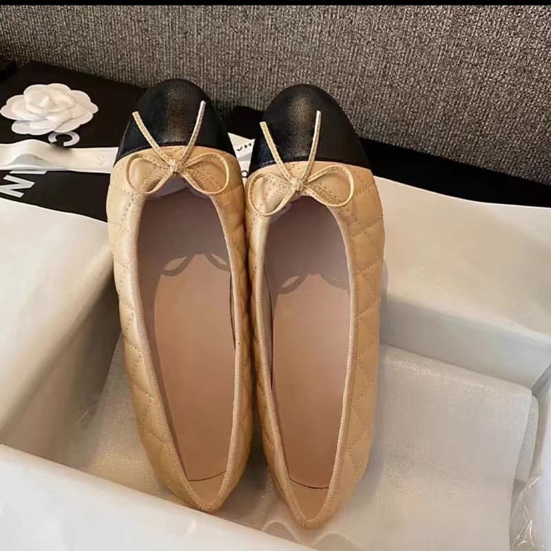 Classic footwear, ballet shoes with bow, french style, Chanel style